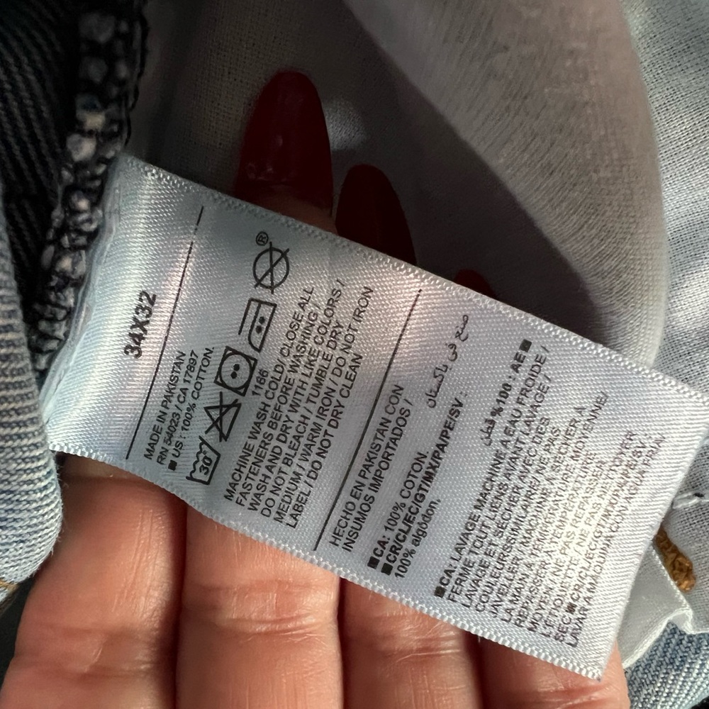 Old Navy Straight Leg Light Jeans Size 34x32 - Picture 7 of 7